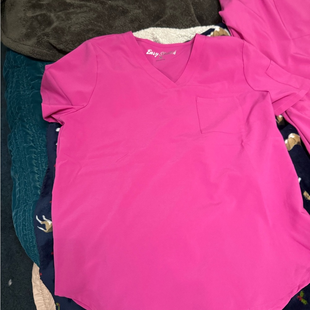 Brand new  Pink Scrub set size medium